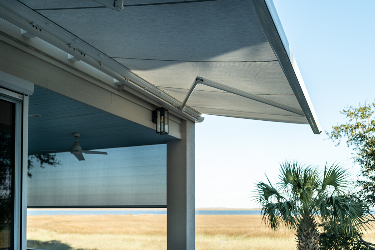 Residential retractable awnings bluffton